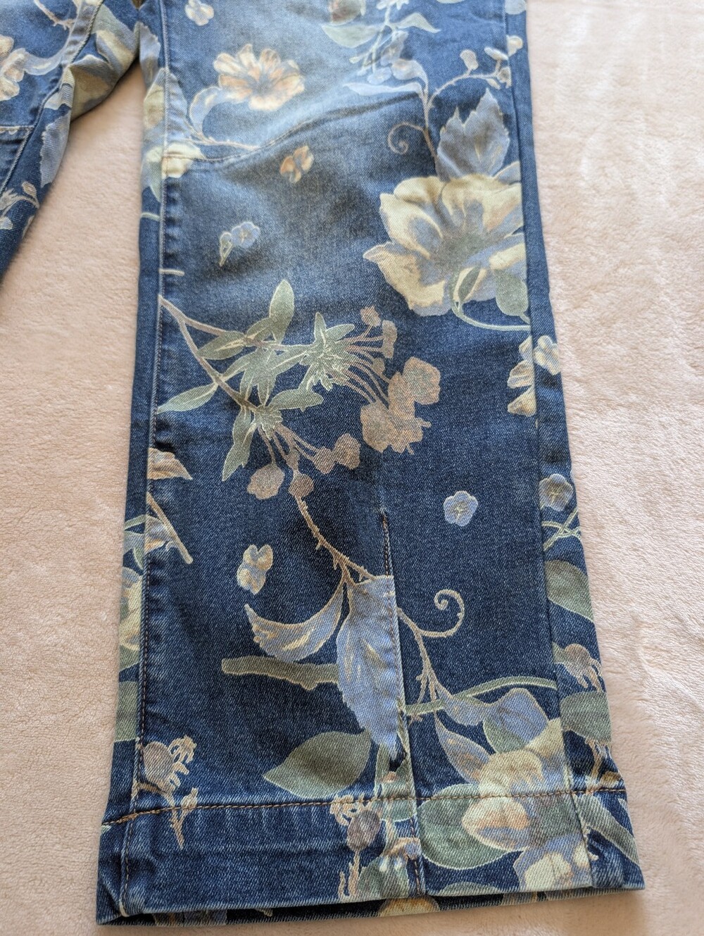Flamingals Floral Print Flap Pocket Mid Rise Barrel Leg Crop Jeans NWT - Picture 6 of 12